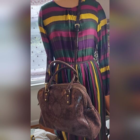 Michael Kors Large Duffle Purse Snake Embossed Leather Purple/Gold Hardware - Picture 6 of 16